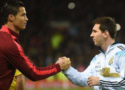 梅西和c罗在一个队会怎么样