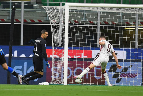 国米内鬼找到了,怕对手不进直接把球送到脚下