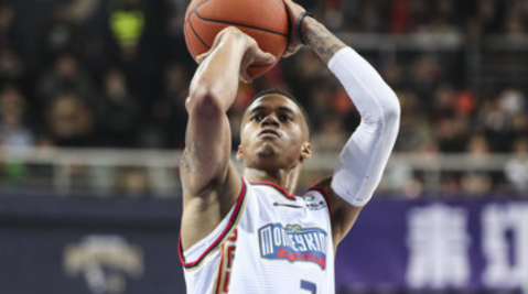 每日数据之最：约瑟夫-杨狂砍74分 周琦拿下15个篮板