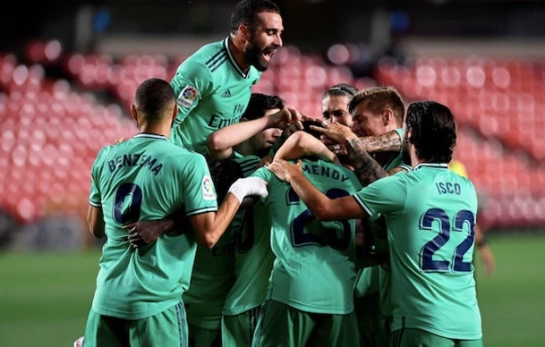 西甲冠军归属逐渐明朗,保级形势依旧扑朔迷离!