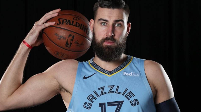 NBA赛季重启倒计时17天，瓦兰丘纳斯灰熊队的一员悍将，对战湖人精彩视频集锦