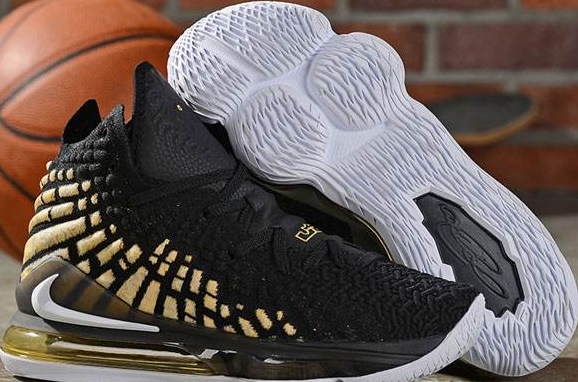 詹姆斯17代多少钱，詹姆斯联名球鞋价格详情