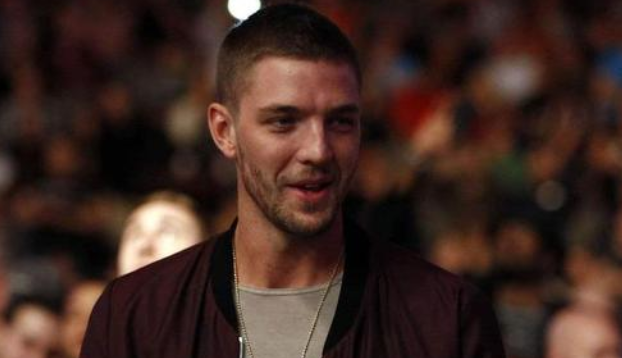 NBA最帅的白人球星，比乐福还帅的男人居然没有比赛可以上场