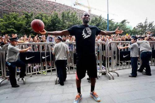 詹姆斯来过中国吗。詹姆斯一共来中国多少次