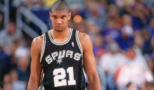 场上场下画风迥异的NBA球员，变得让你根本就认不出来