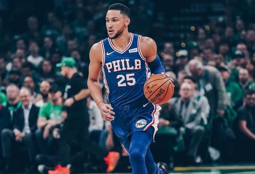 西蒙斯风格骤变，或许在比赛的时候能够给与我们惊喜，全场对抗训练命中三分