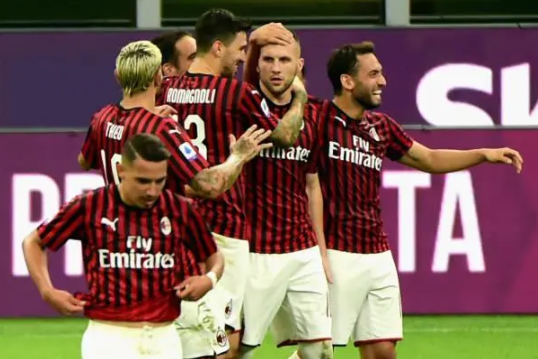 意甲进入白热化阶段，AC米兰或将决定别人生死？