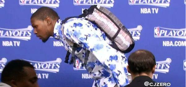 谁还没有年少轻狂的一面，为什么KD当年被叫做书包杜？