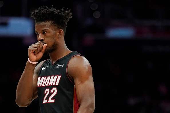 NBA的球衣可以不印内容，同样也不可以不印名字，巴特勒想法被联盟驳回