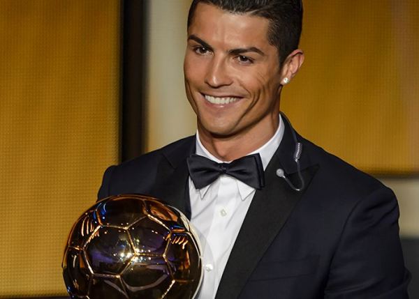 金靴奖和金球奖区别是什么 金球奖以及金靴奖那个更好