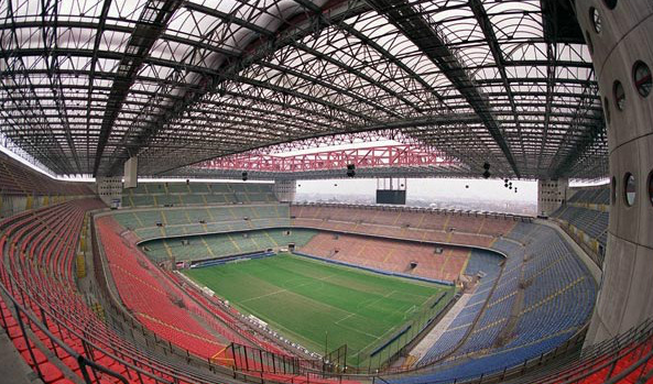 国际米兰的球场叫什么?