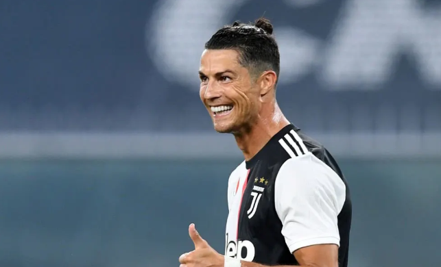 C罗职业生涯总进球数是多少?