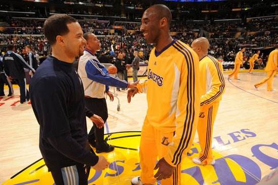 科比打什么位置在NBA 科比在NBA打几号位