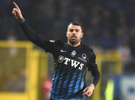 佩塔尼亚荣誉成就、生涯数据、当前身价介绍