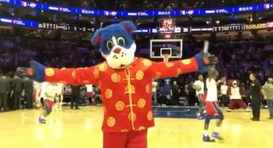76人队吉祥物叫什么，穿唐装是为了什么呢