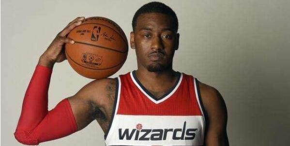 在NBA身穿2号球衣的巨星有哪些，有那些超级巨星是身穿2号球衣的