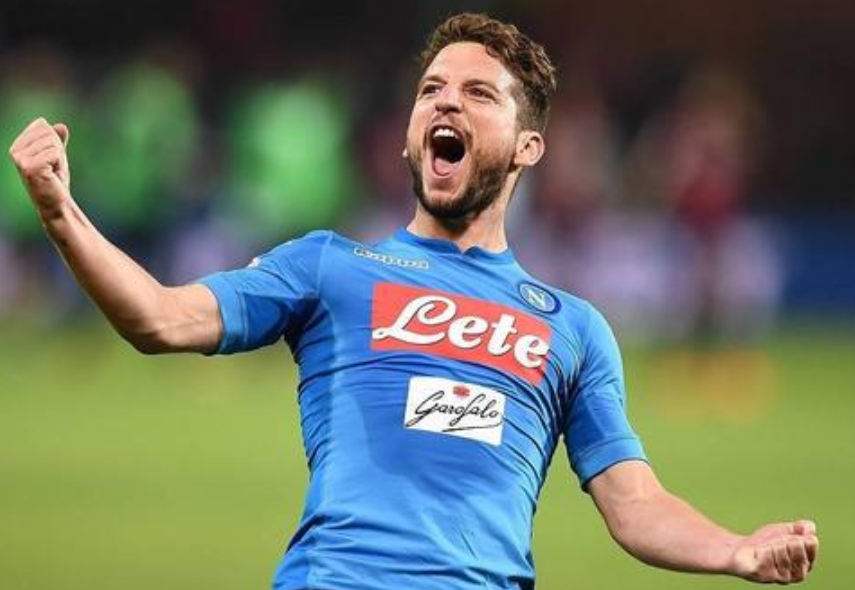 默滕斯荣誉成就、生涯数据、当前身价介绍