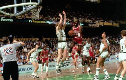 令人震撼的得分表演，在比赛中，总有一些人完全的突破你的想象