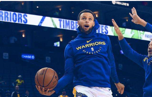 库里一天投几个三分 库里每天投多少个篮球