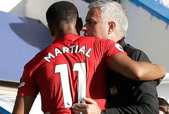 球队的教练会完全的影响一个球队,索肖的比赛风格崇尚进攻,防守的能力偏低