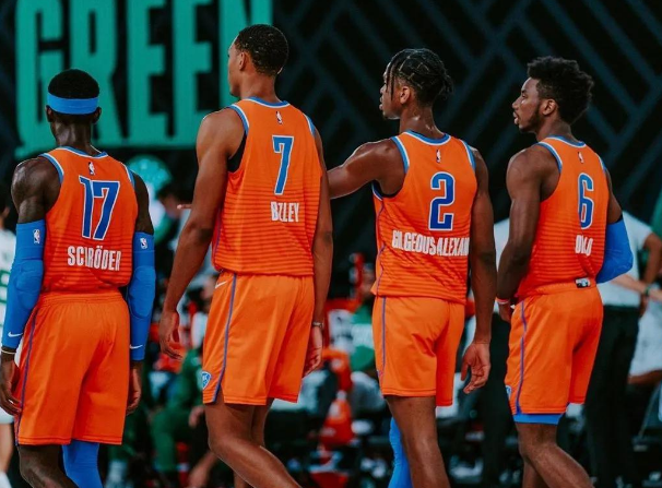 909天，雷霆防守悍将罗伯森交出满意数据