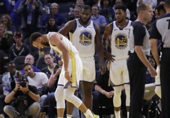 英雄也有受伤的时刻，骨折的库里竟然是因为这个