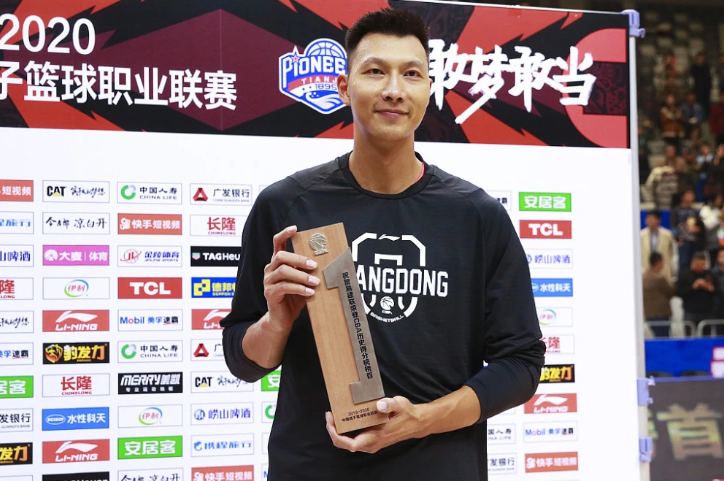 2019-2020赛季CBA常规赛的十大里程碑：约瑟夫-杨74分创历史第三高分，易建联加冕CBA历史得分王