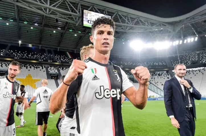 记录之夜？C罗或将创造123年来神迹！