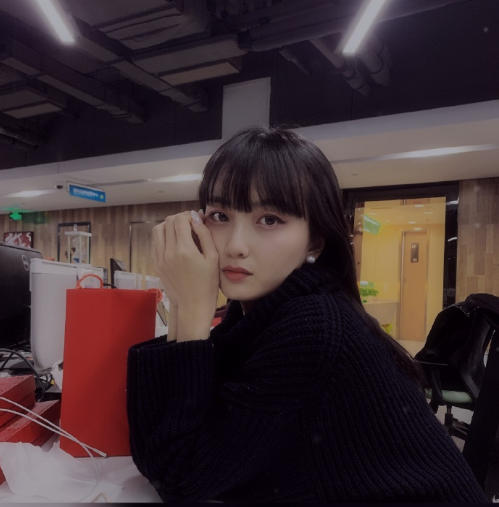 中超跟队女记者大PK 有颜值就是任性，这波你投谁