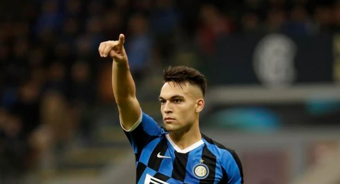 来自巴萨的引援踢疯了!出场第14分钟就进球!