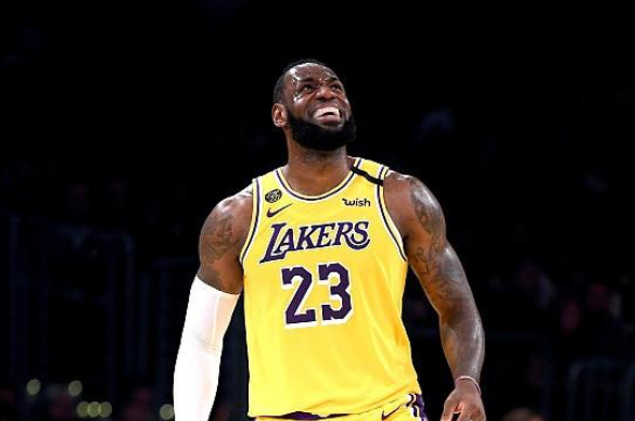 锡安为什么顶不动詹姆斯？锡安和詹姆斯谁的身体素质好？