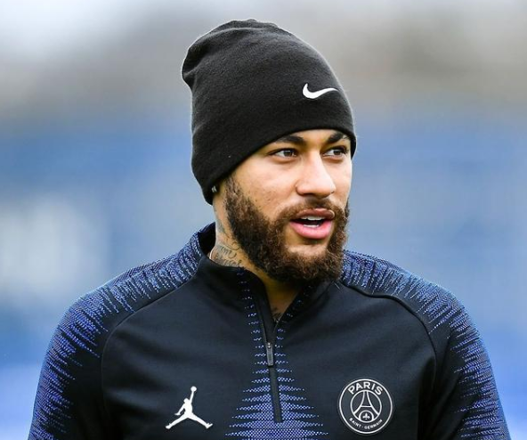 内马尔已经拒绝续约大巴黎！还在等巴萨？