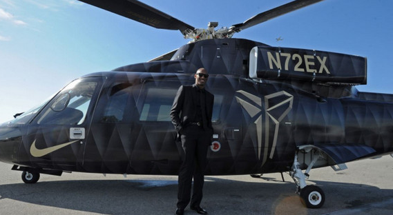 科比身价多少亿美元，作为NBA的超级巨星能有多少钱呢