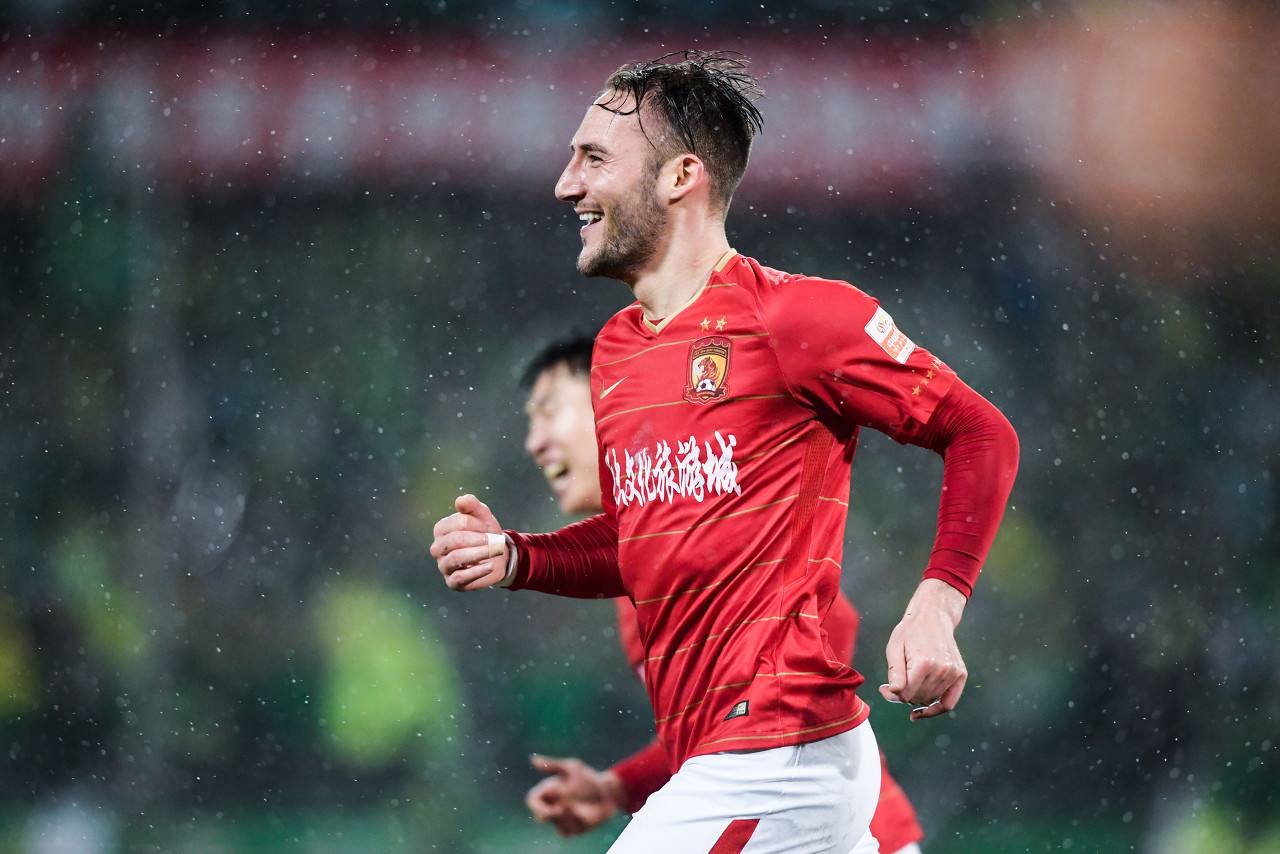 疫情反弹,现在又有一名球队,表示有球员感染了