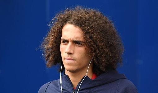 在英超,状态不好就降价,体育竞技就是这么的现实