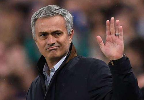 穆里尼奥现在执教哪个队 穆里尼奥现在在那个队伍担任主帅