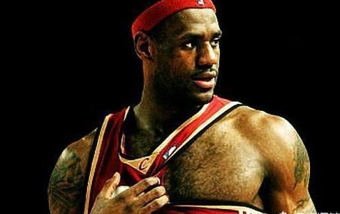 詹姆斯为什么那么多人黑他？为什么詹姆斯的黑粉那么多？