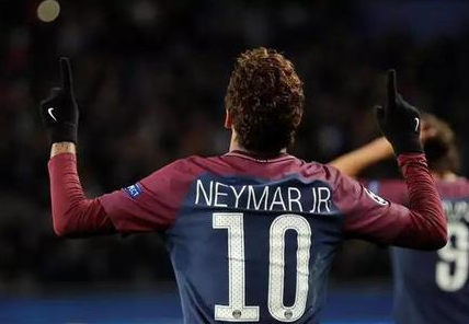 内马尔得过金球奖吗?