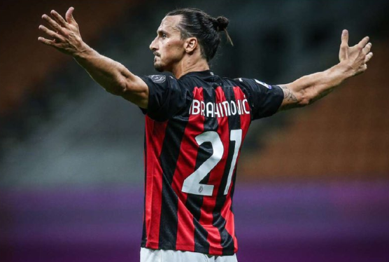 伊布穿过几号球衣？