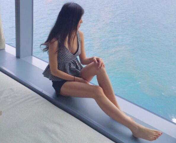 中超太太团大PK，你负责挣钱养家，而我负责貌美如花