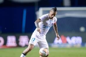 2020中超复赛以来最为神奇的一场比赛，大连人输的憋屈，苏宁赢得窝囊