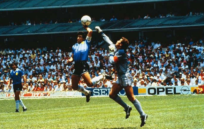 马拉多纳上帝之手 马拉多纳上帝之手是指