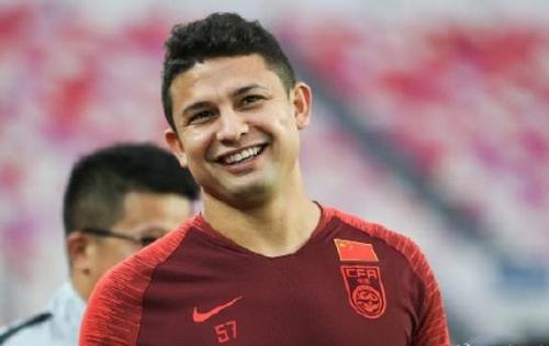 归化球员发挥平平，是什么让这些人实力大跌