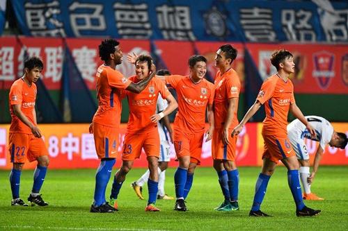 山东鲁能为什么突然的退出了夺冠的队伍，到底差在什么原因