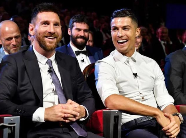 梅西和C罗谁的荣誉多 梅西和C罗谁更出色