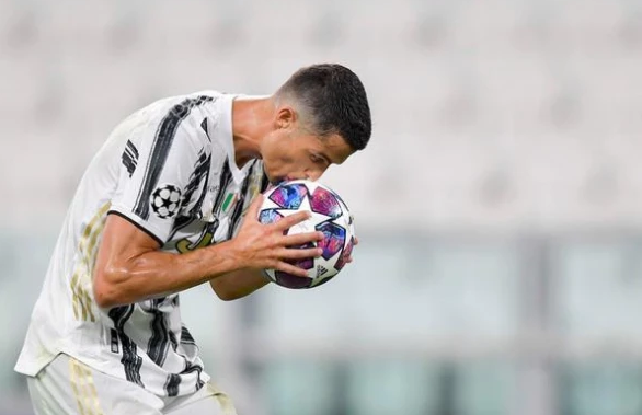 尤文失利概况,C罗拼尽全力即使梅开二度依旧无法帮助球队晋级