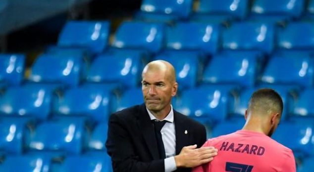 皇马最差赛季居然被大巴黎摁在地上摩擦