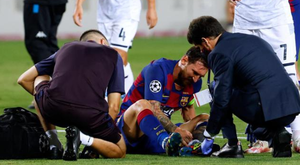 欧冠1/8决赛梅西横遭飞铲 当时以为梅老板要赛季报销了