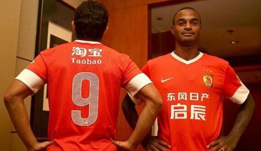 中超球衣的赞助商都是耐克吗 中超球衣有哪些赞助商