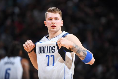 nba077是谁 NBA东契奇为什么叫077